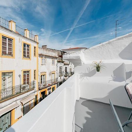 Home Near Evora'S Main Square With Private Terrace Exterior photo