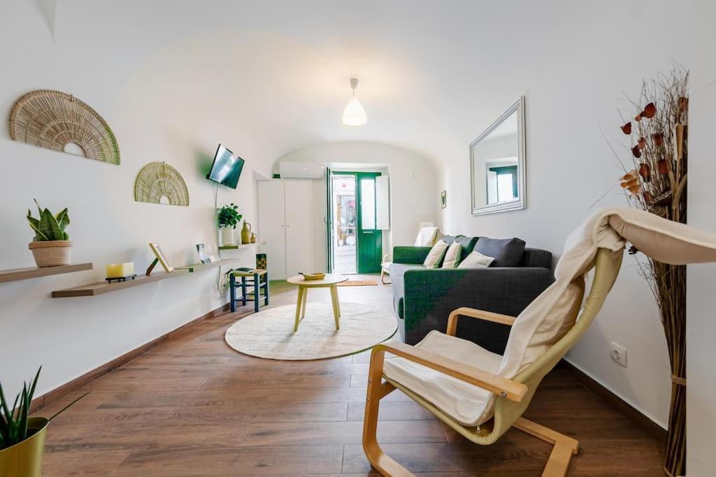 Home Near Evora'S Main Square With Private Terrace Exterior photo