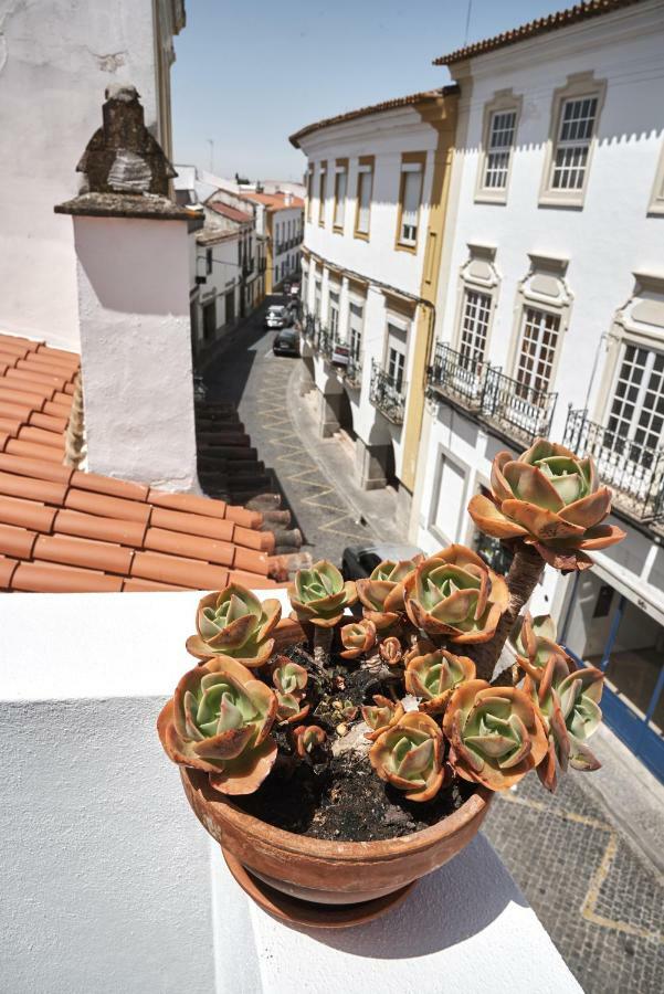 Home Near Evora'S Main Square With Private Terrace Exterior photo